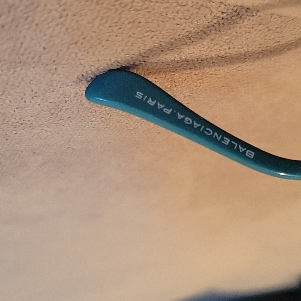 NEW! Authentic Balenciaga Silver Sunglasses Designer Accessories - Picture 5 of 5